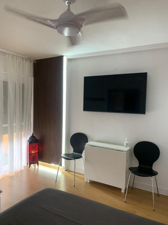 Sweet Home Benalmadena, Estudio Con Vistas Al Mar Y Excelente Conexion Wifi, Para No Fumadores, Con Piscinas, Sea Views, With Swimming Pools, Completely Renovated, Ideal For Older People, Bright With Morning Sun, No Smoking Exteriér fotografie